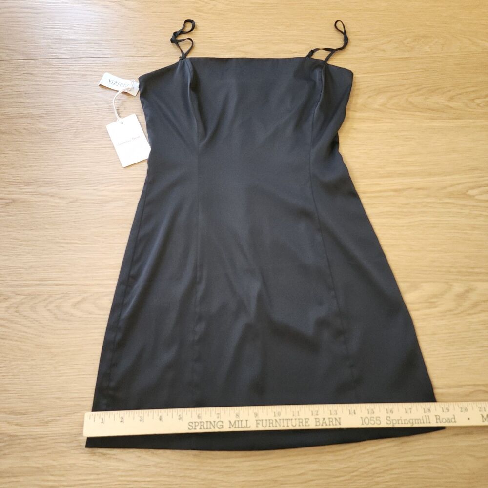 Aritzia Sunday Best Slip Dress Womens 8 Total Eclipse Black Sexy Satin NWT - Picture 7 of 9